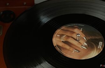 Why vinyls are the oldest, yet trendiest way to li...