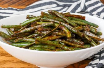 Sriracha Honey Roasted Inexperienced Beans